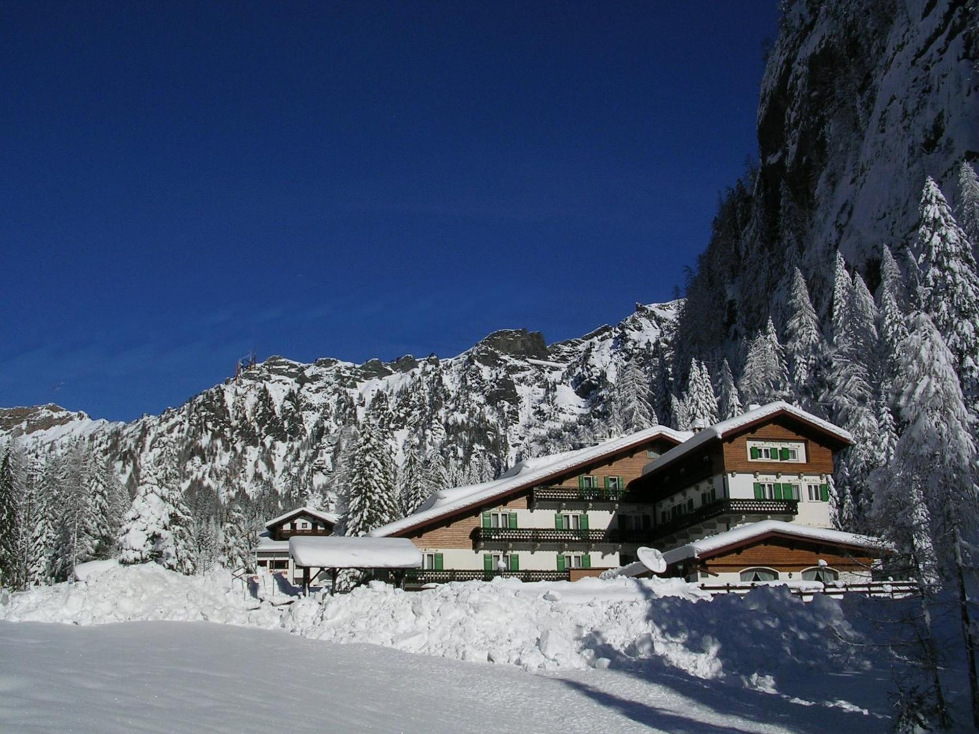Hotel Roy Malga Ciapela Buitenkant foto