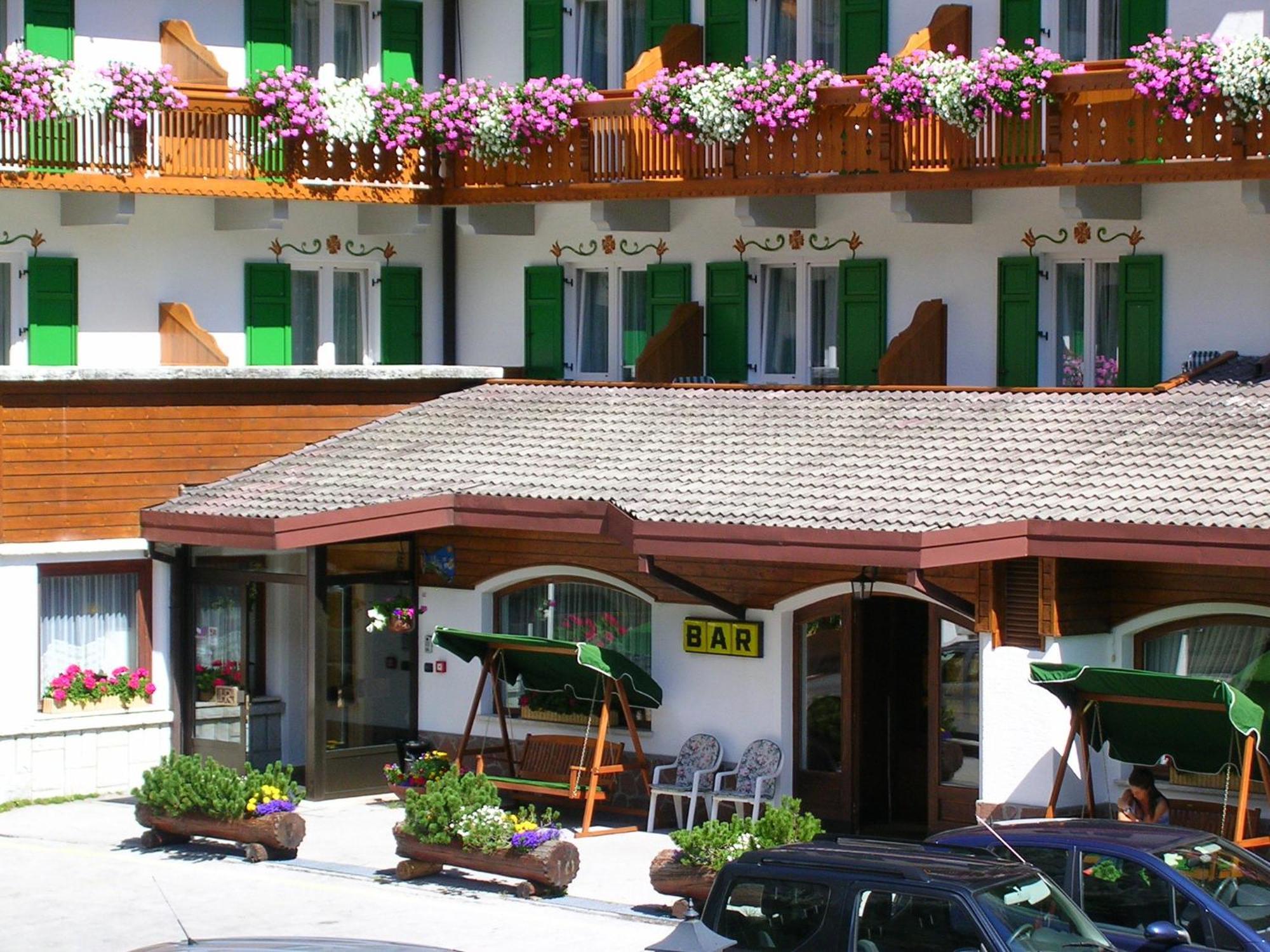 Hotel Roy Malga Ciapela Buitenkant foto