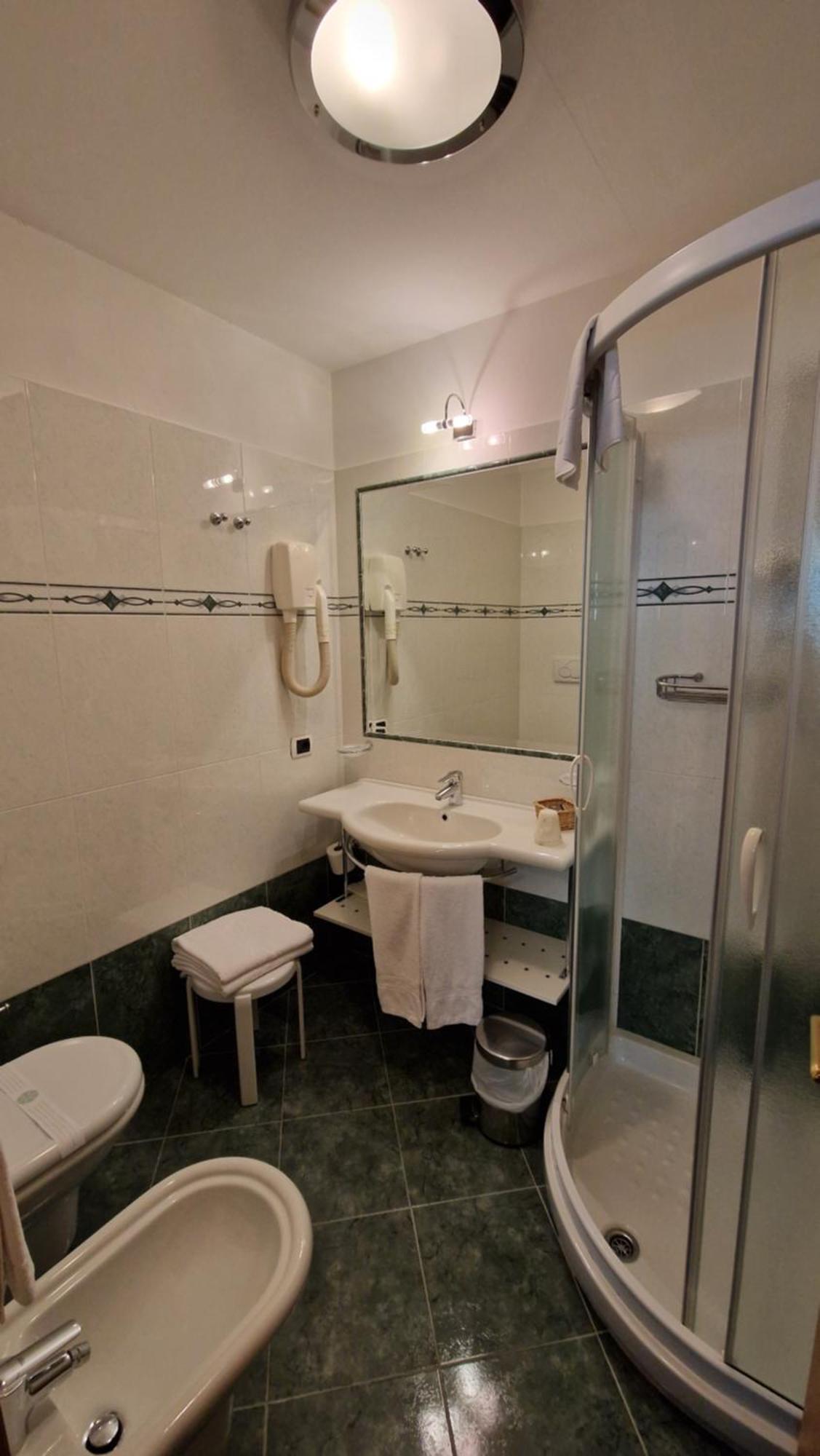 Hotel Roy Malga Ciapela Kamer foto