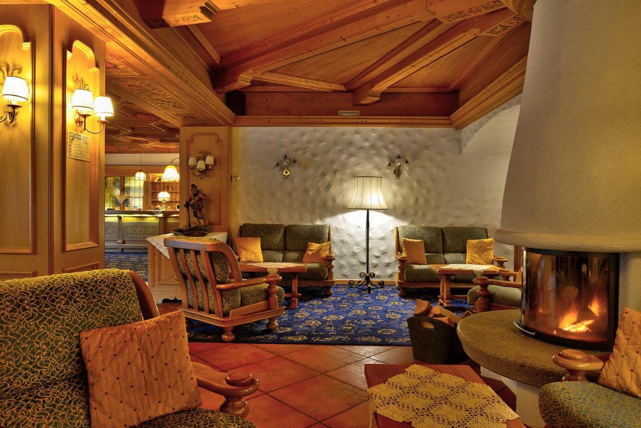 Hotel Roy Malga Ciapela Buitenkant foto